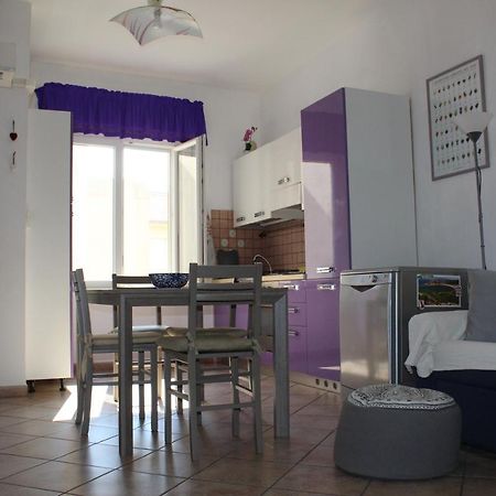 Lovely Sardinia Apartment Porto Torres Exterior foto