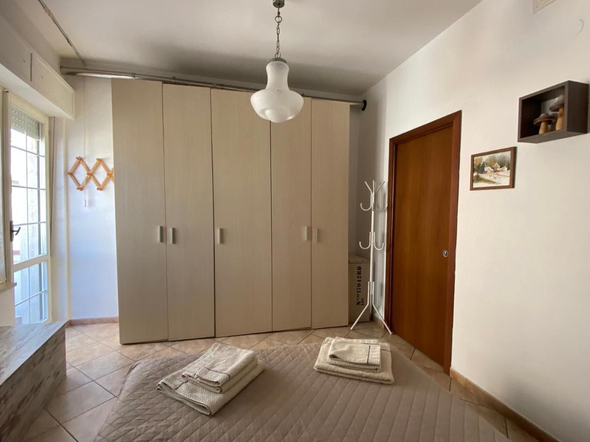 Lovely Sardinia Apartment Porto Torres Exterior foto