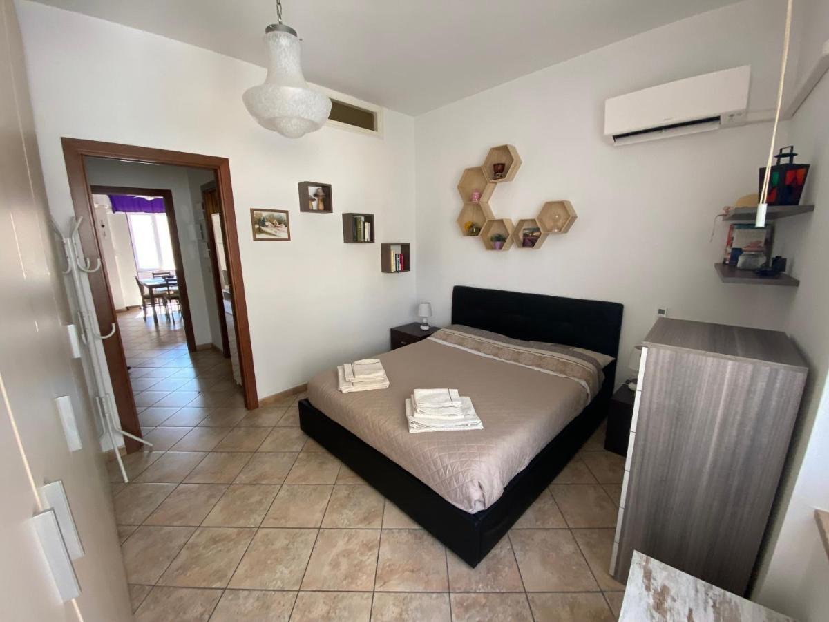 Lovely Sardinia Apartment Porto Torres Exterior foto
